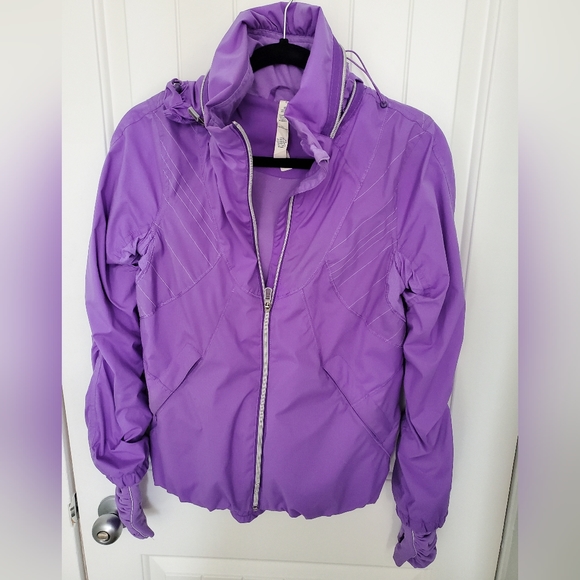 Lulu Lemon Jacket (sz 6) - Picture 2 of 5